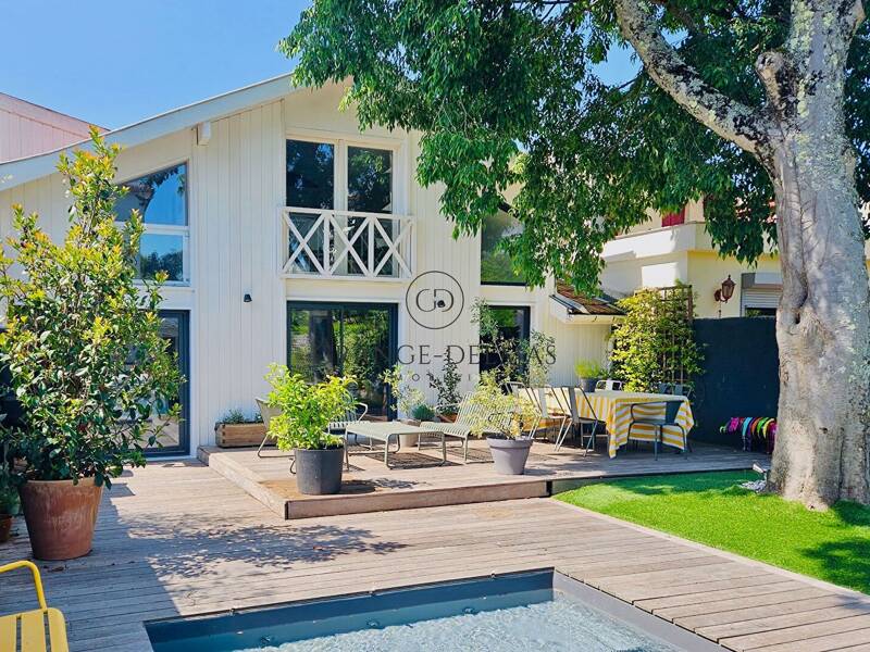 Maison à vendre, 221m², BORDEAUX