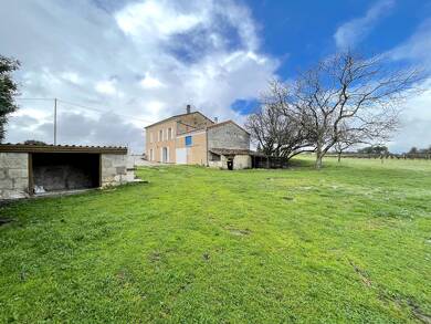 Maison à louer 920 € 4 pièces 3 chambres 103 m² 2 500 m² de terrain Teuillac 33710