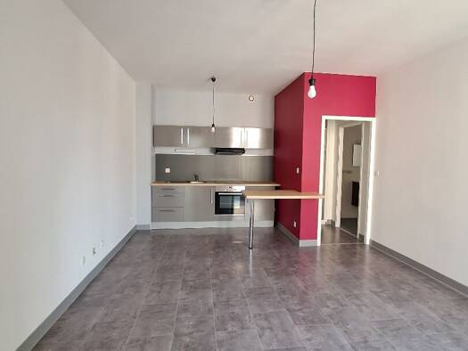 Appartement à louer 441 € 2 pièces 1 chambre 51 m² Étage 1/2 Centre-Faubourgs Sud Chaumont 52000