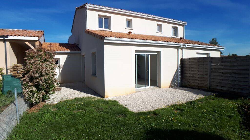Maison à vendre, 75m², VIVONNE