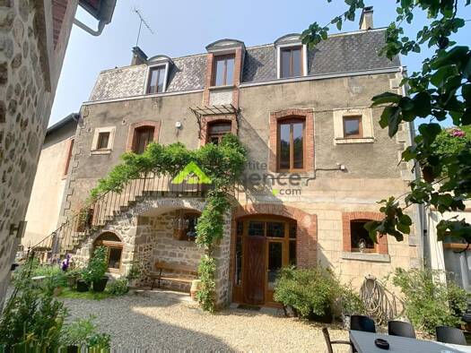 Maison à vendre 347 000 € 9 pièces 5 chambres 266 m² Rive Gauche Aubusson 23200