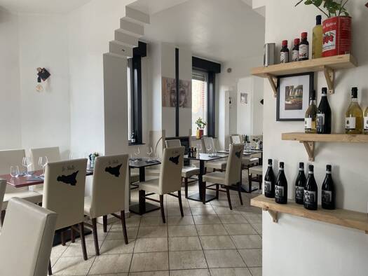 Immeuble à vendre 145 000 € 150 m² Comines 59560