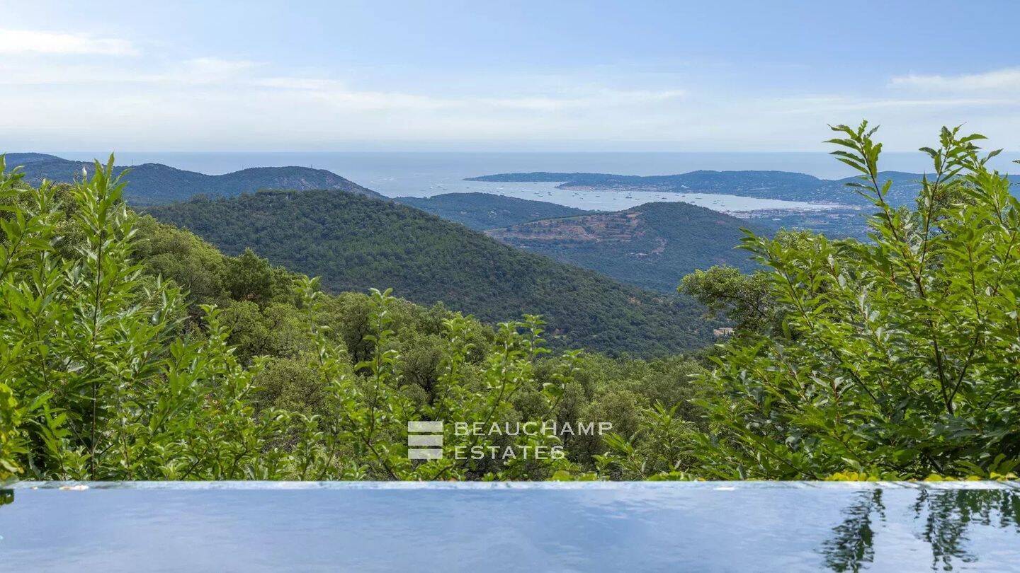 Maison à vendre, 260m², LA GARDE FREINET