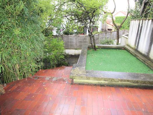 Appartement à louer 982 € 2 pièces 1 chambre 40 m² RDC Centre Clamart 92140