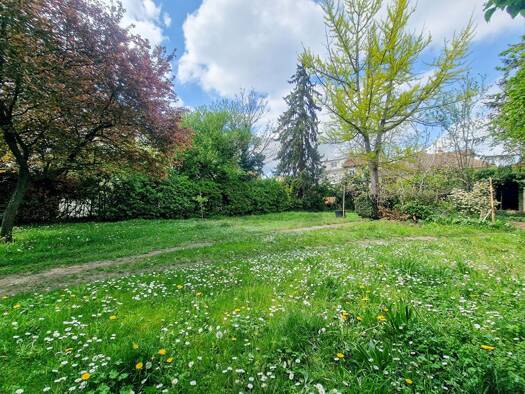 Terrain constructible viabilisé à vendre 390 000 € 450 m² de terrain Petit Lac-Plaine Gavinot Soisy-sous-Montmorency 95230
