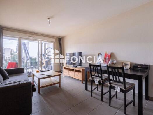 Appartement à vendre 128 000 € 2 pièces 1 chambre 43 m² Étage 1/2 Maurens Cugnaux 31270