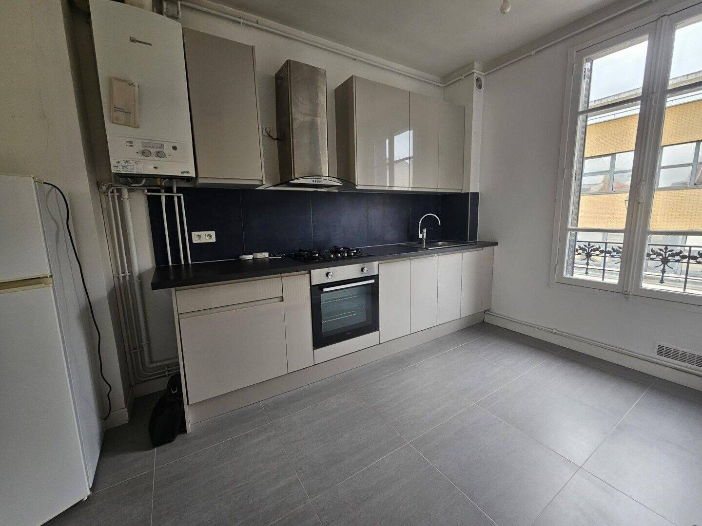 Maison à louer, 47m², COURBEVOIE
