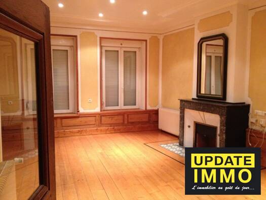 Appartement à louer 480 € 3 pièces 2 chambres 75,9 m² Étage 1/2 Est Mirecourt 88500