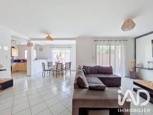 Maison à vendre 235 000 € 5 pièces 4 chambres 110 m² 282 m² de terrain Maureilhan 34370