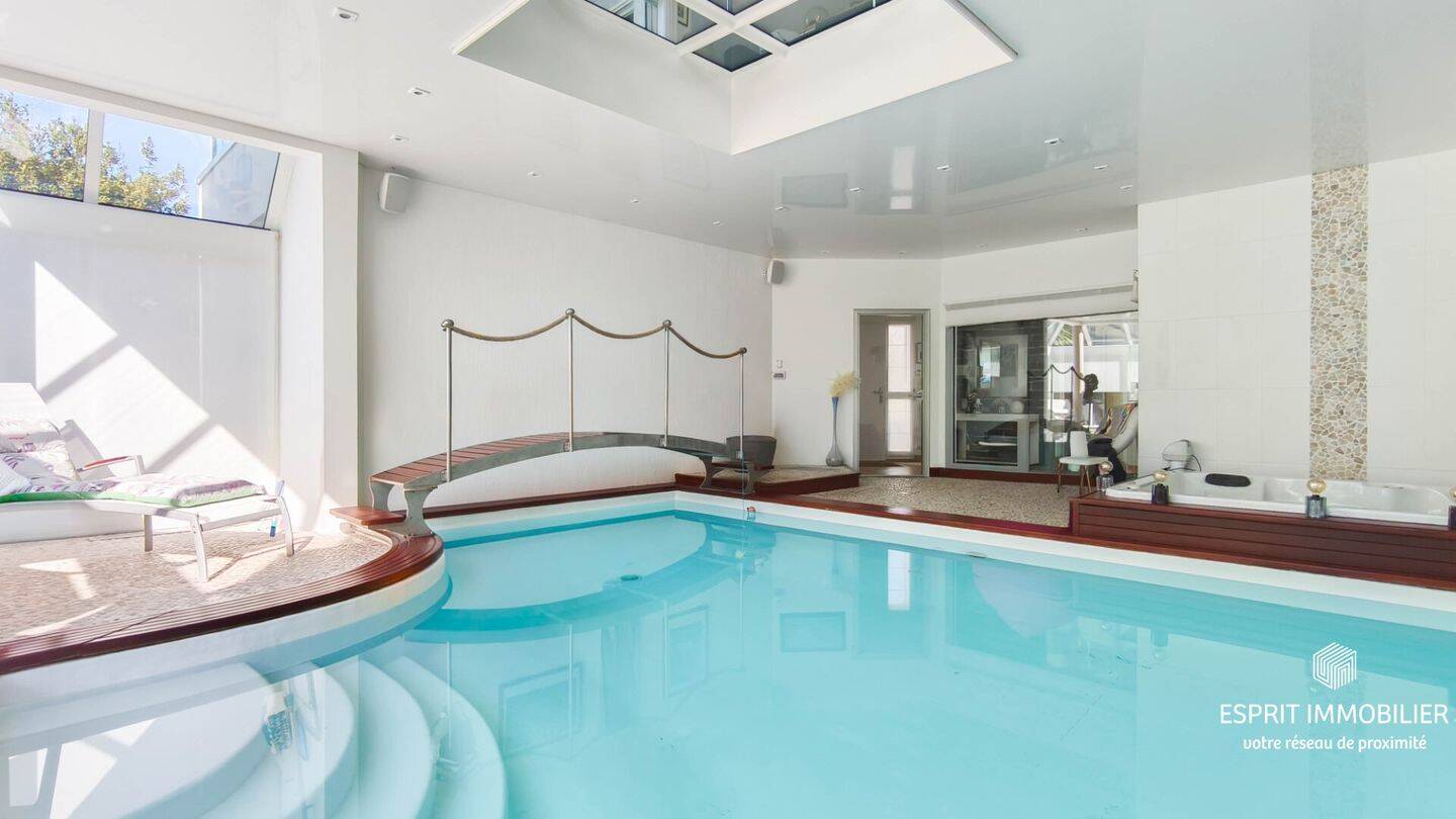 Maison à vendre, 229m², LA FORET FOUESNANT