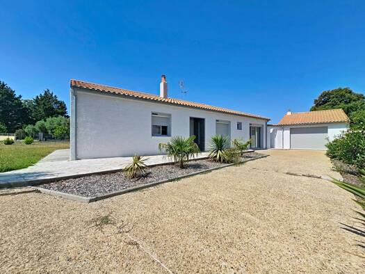 Maison à vendre 349 900 € 6 pièces 4 chambres 156 m² 1 185 m² de terrain Pessines 17810