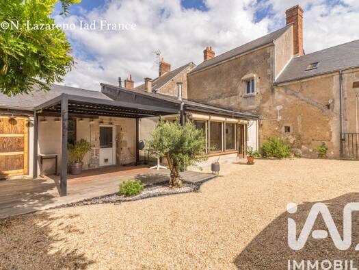 Maison à vendre 269 000 € 6 pièces 3 chambres 140 m² 1 336 m² de terrain Fay-aux-Loges 45450