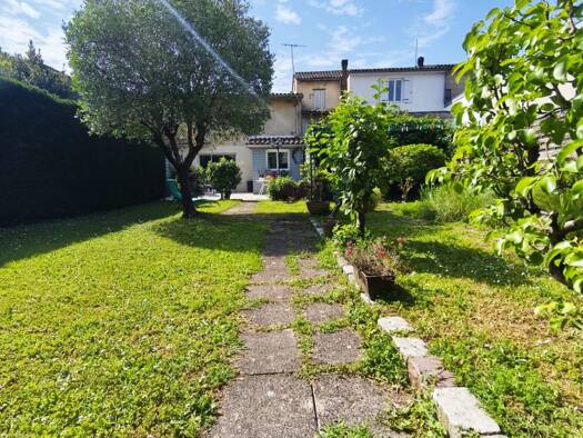 Maison à vendre 244 000 € 4 pièces 3 chambres 100 m² 308 m² de terrain Libourne 33500