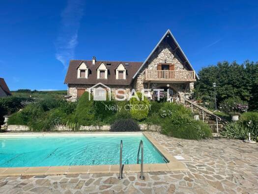 Maison à vendre 399 000 € 8 pièces 5 chambres 220 m² 4 026 m² de terrain Château-Thierry 02400