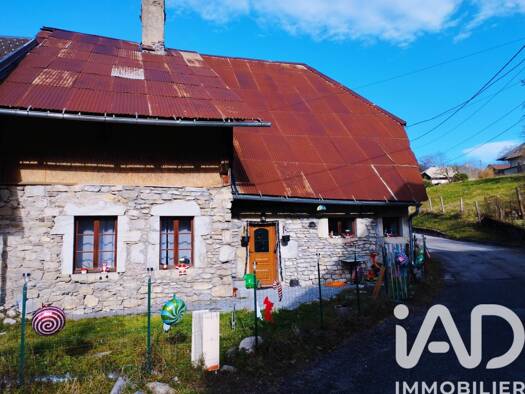Maison à vendre 205 000 € 5 pièces 3 chambres 285 m² 552 m² de terrain Faverges-Seythenex 74210