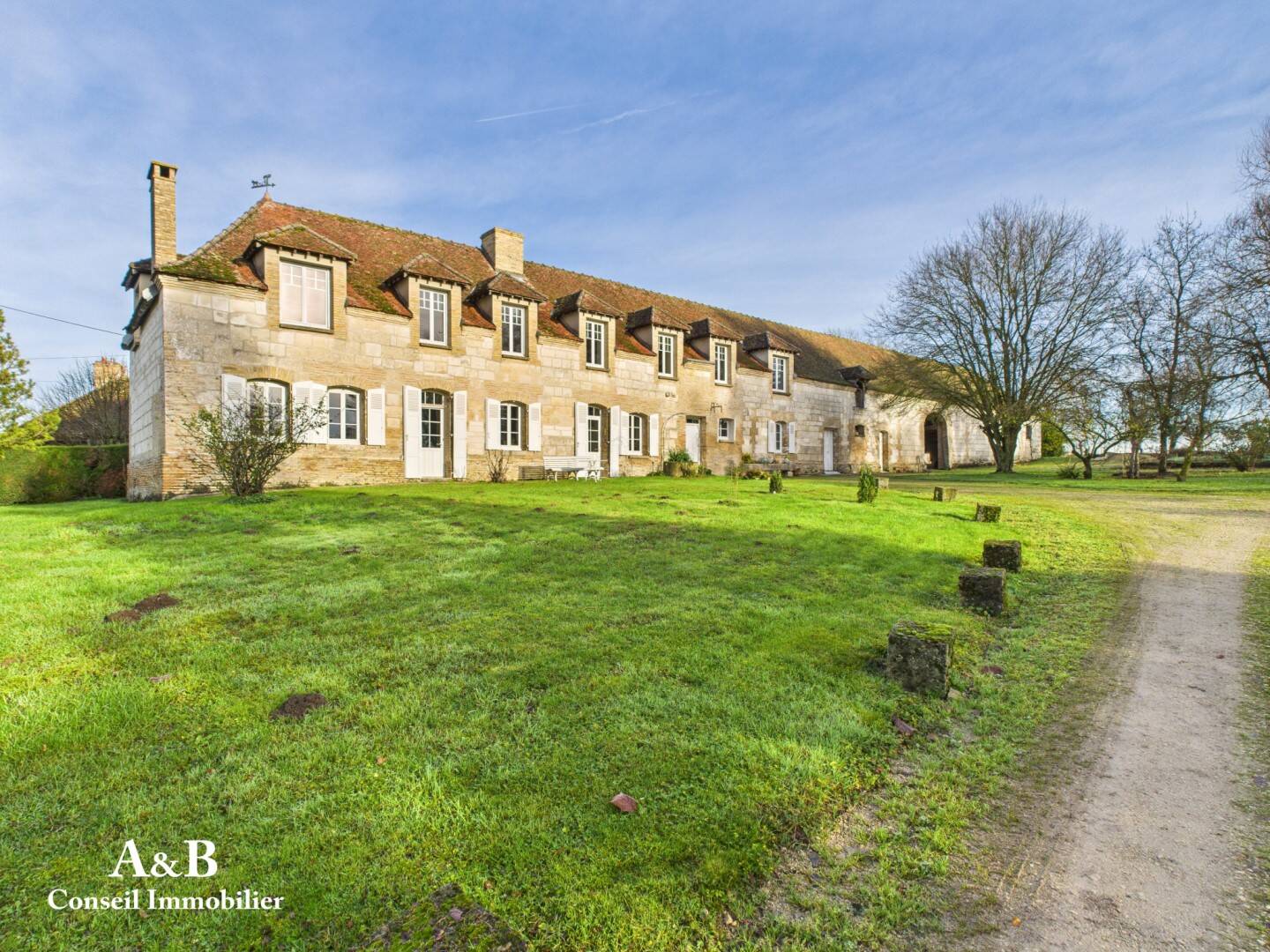 Maison à vendre, 300m², LUSIGNY SUR BARSE