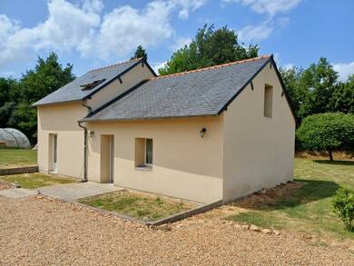 Maison à vendre 149 000 € 3 pièces 2 chambres 70 m² 2 515 m² de terrain Blou 49160