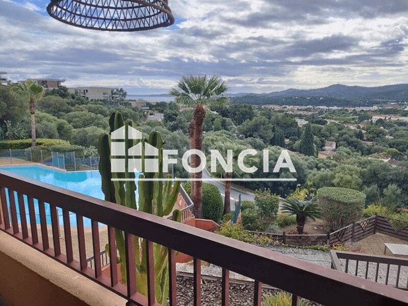 Maison à louer, 23m², BORMES LES MIMOSAS