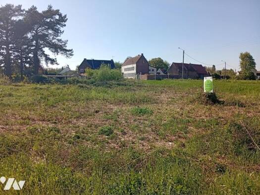 Terrain constructible à vendre 75 000 € 1 371 m² de terrain Marchiennes 59870