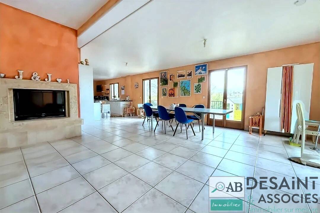 Maison à vendre, 180m², VILLIERS SUR MORIN