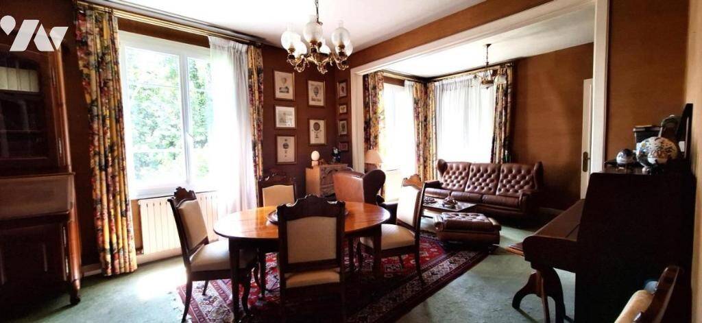 Maison à vendre, 192m², VIC FEZENSAC