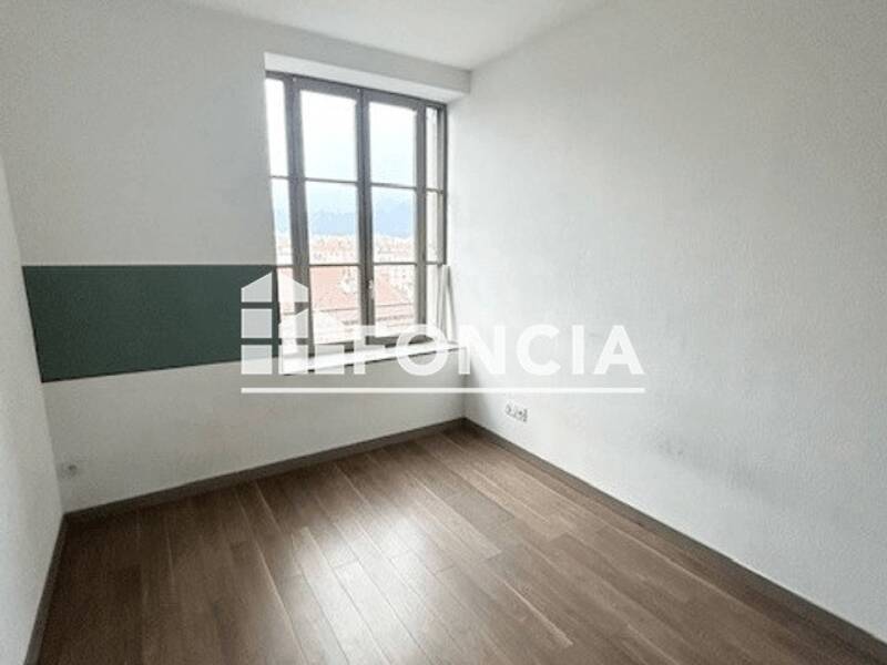 Maison à louer, 111m², SAINT ETIENNE