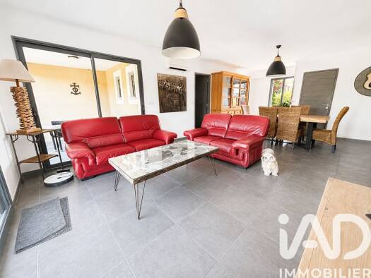 Maison à vendre 570 000 € 5 pièces 3 chambres 98 m² 1 337 m² de terrain Paradou 13520