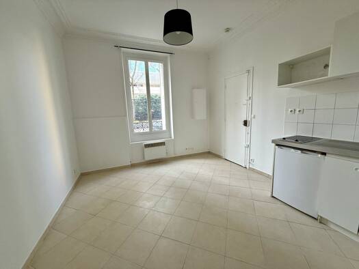 Appartement à vendre 158 000 € 1 pièce 16,3 m² RDC/6 Vaugirard-Parc des Expositions Paris 15ème arrondissement 75015