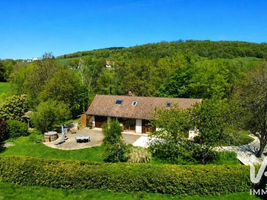 Maison à vendre 349 000 € 6 pièces 5 chambres 146 m² 3 477 m² de terrain Saint-Genix-les-Villages 73240