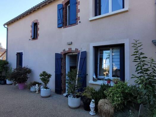 Maison à vendre 290 000 € 7 pièces 3 chambres 150 m² 1 210 m² de terrain Chantonnay 85110