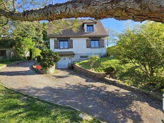 Maison à vendre 184 000 € 4 pièces 3 chambres 95 m² 1 352 m² de terrain Cuigy-en-Bray 60850
