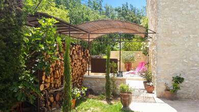 Maison à vendre 270 000 € 3 pièces 2 chambres 68,6 m² 416 m² de terrain Saint-Michel-l'Observatoire 04870