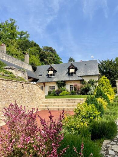 Maison à vendre 462 000 € 7 pièces 3 chambres 185 m² 4 000 m² de terrain Amboise 37400