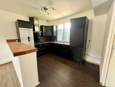 Appartement à vendre 109 000 € 2 pièces 2 chambres 80 m² Dernier étage, Étage 1/1 Coulommiers 77120
