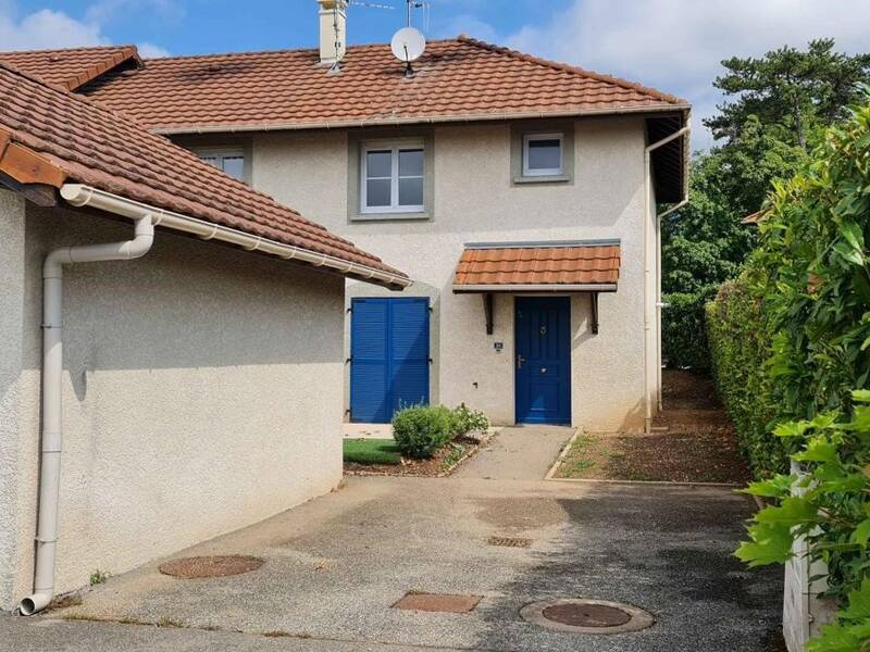 Maison à louer, 71m², GEX