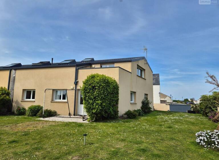 Maison à vendre 414 000 € 7 pièces 4<br/>chambres 190 m²<br/>superficie 749 m²<br/>terrain Santec 29250
