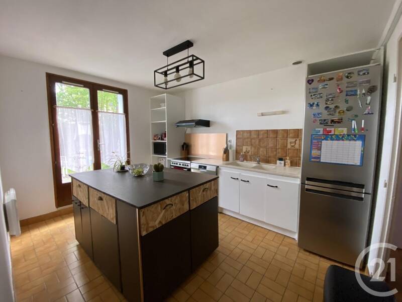 Maison à louer, 97m², OULINS