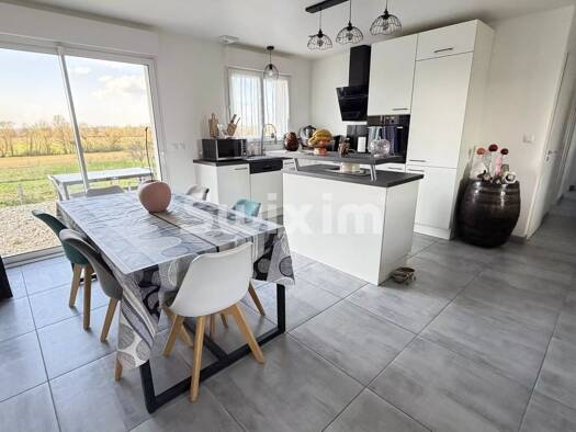 Maison de plain-pied à vendre 225 000 € 5 pièces 3 chambres 88 m² 3 174 m² de terrain Auxonne 21130