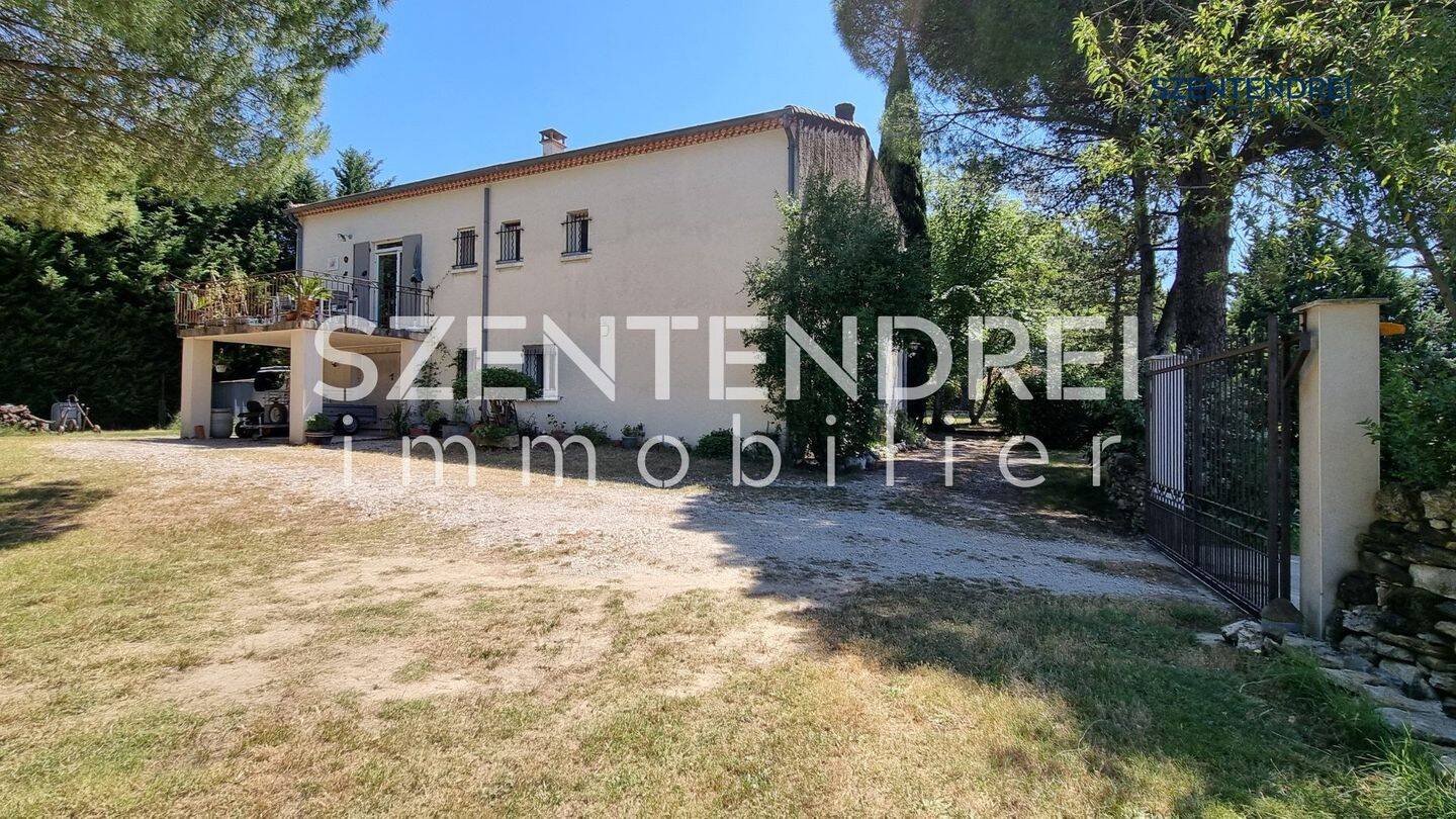 Maison à vendre, 180m², MONTPEZAT
