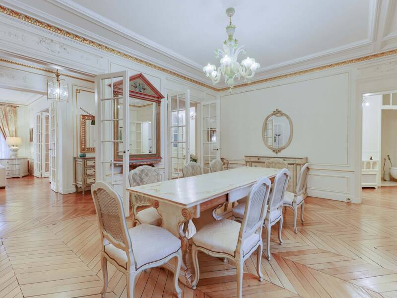 Maison à louer, 210m², PARIS 17E