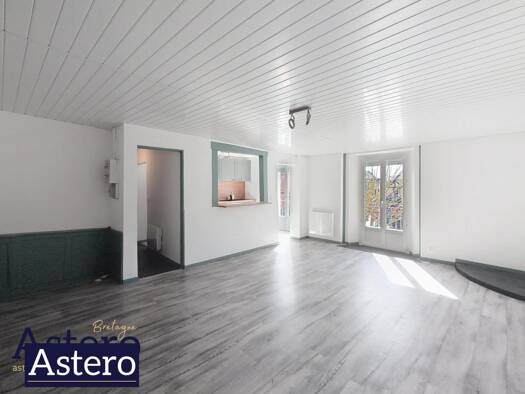 Maison de ville à vendre 159 000 € 5 pièces 4 chambres 110 m² 30 m² de terrain Saint-Méen-le-Grand 35290