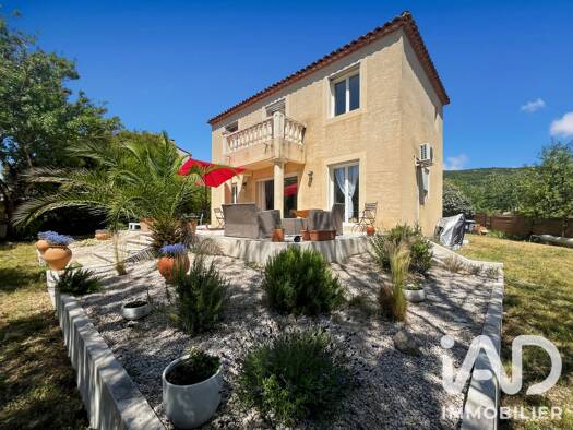 Maison de plain-pied à vendre 520 000 € 5 pièces 4 chambres 140 m² 1 000 m² de terrain Vailhauquès 34570