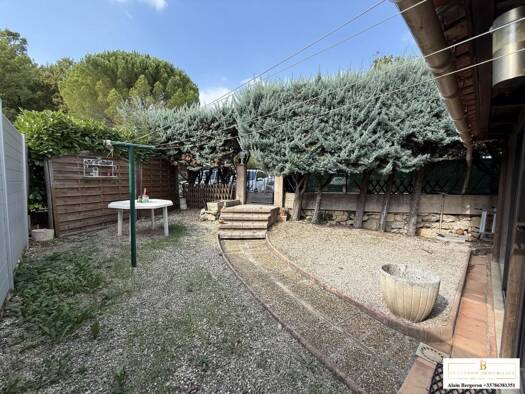 Maison jumelée à vendre 185 000 € 3 pièces 2 chambres 28 m² Saint-Cézaire-sur-Siagne 06530