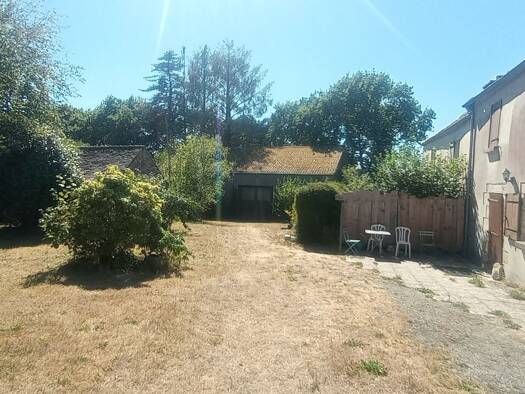 Maison à vendre 143 000 € 3 pièces 2 chambres 47 m² 1 260 m² de terrain Commana 29450