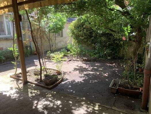 Maison à vendre 69 562 € 4 pièces 3 chambres 102 m² 194 m² de terrain Centre Ville Saint-Amand-Montrond 18200