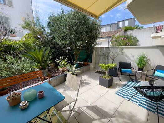 Appartement à vendre 550 000 € 3 pièces 2 chambres 60 m² RDC/3 Centre Ville La Rochelle 17000