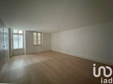 Maison de ville à vendre 88 000 € 7 pièces 3 chambres 160 m² 168 m² de terrain Chabris 36210