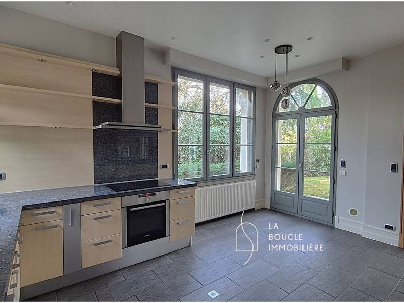 Maison à louer, 246m², CROISSY SUR SEINE