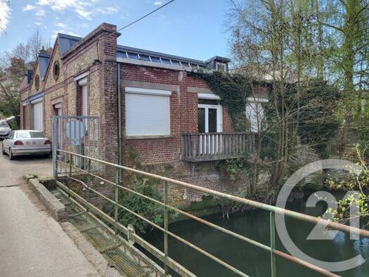 Maison de plain-pied à vendre 159 000 € 8 pièces 5 chambres 207 m² Brionne 27800