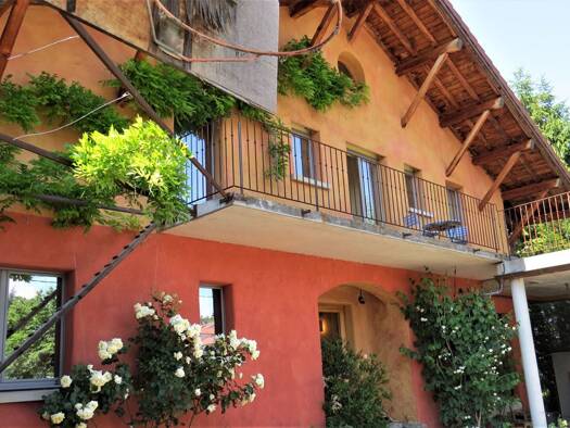 Maison à vendre 840 000 € 7 pièces 6 chambres 264 m² 876 m² de terrain Marin 74200